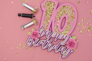 cut craft foam with Cricut for shaker cake toppers